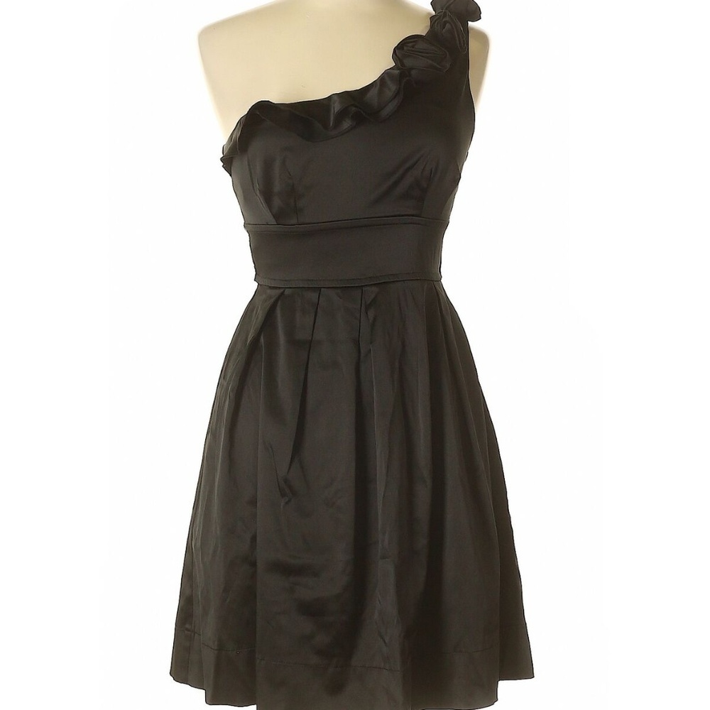 Speechless Black One-Shoulder Cocktail Dress 11